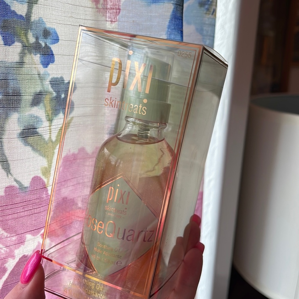 Pixi RoseQuartz Soothing Oil NIB